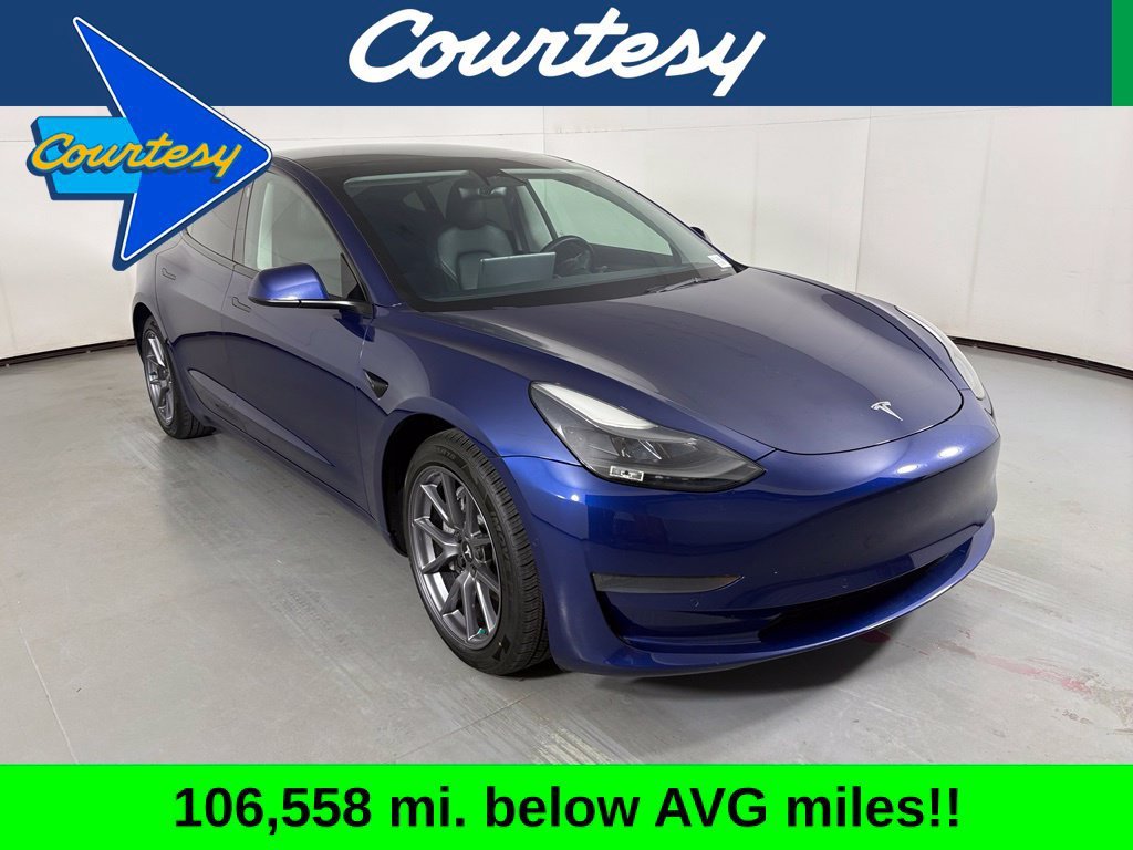 Used 2022 Tesla Model 3 RWD image 1