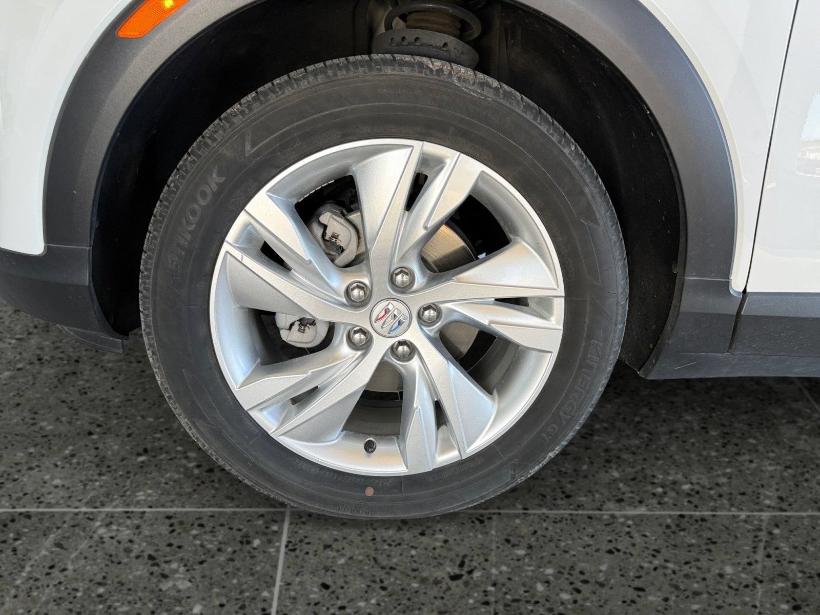 Used 2024 Buick Encore GX Preferred FWD image 20