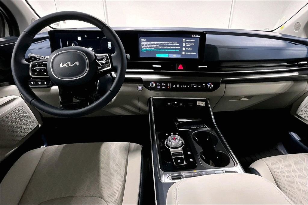 New 2026 Kia Carnival SX w/ SX Dark Edition Package FWD image 6