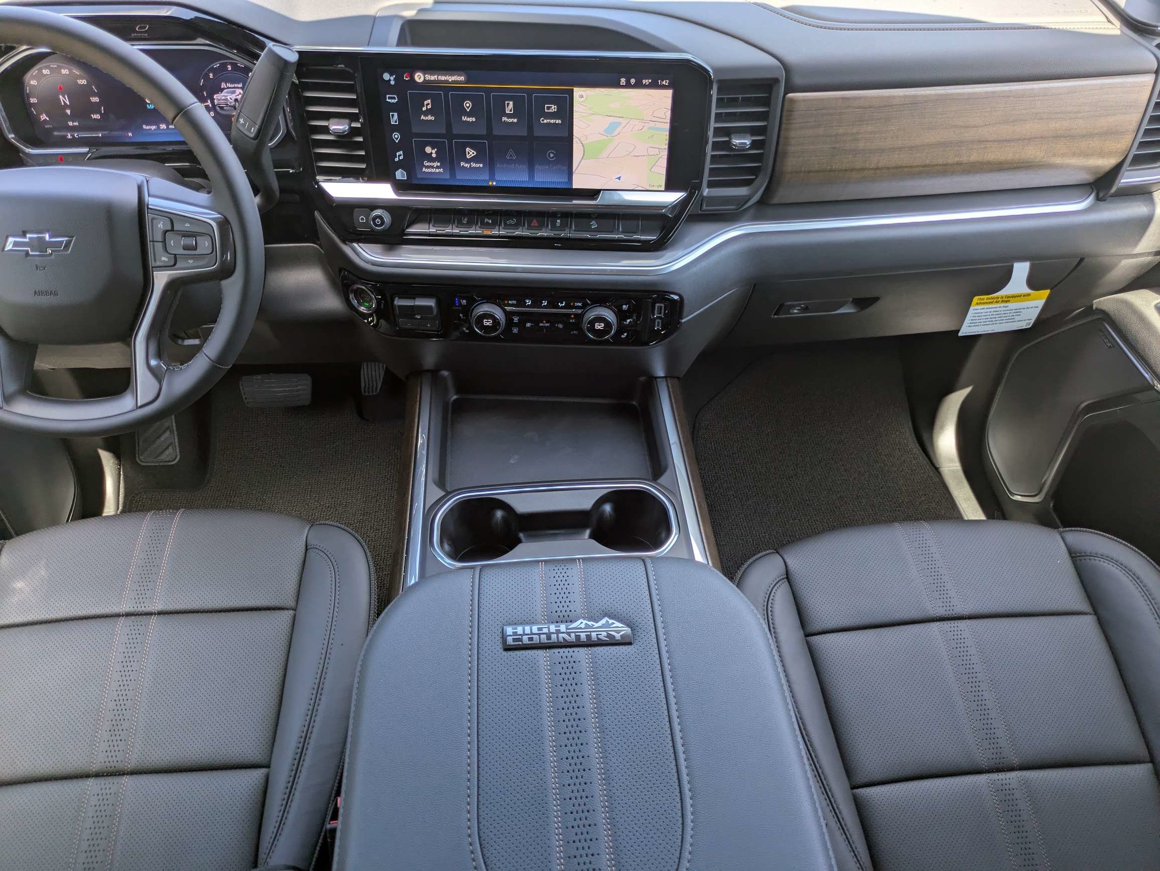 New 2026 Chevrolet Silverado 2500 High Country w/ Midnight Edition AWD/4WD image 9