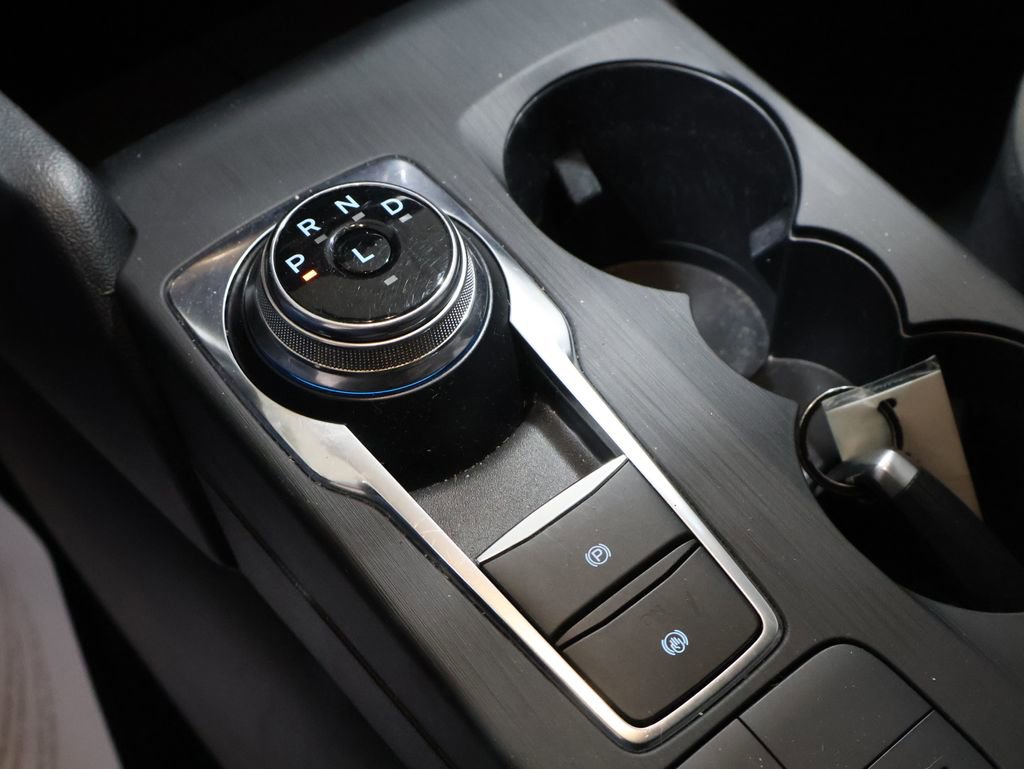 Used 2021 Ford Escape SE image 28