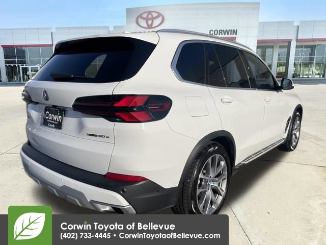 Used 2025 BMW X5 xDrive50e image 5