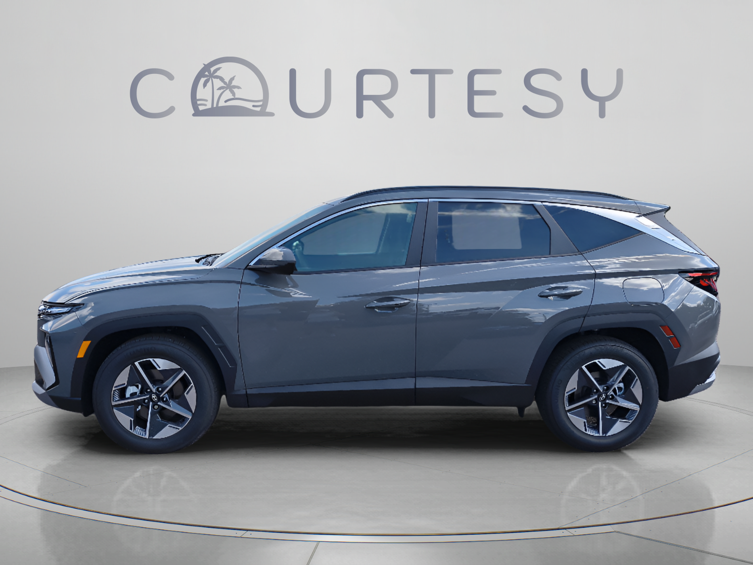 New 2026 Hyundai Tucson SEL FWD image 2