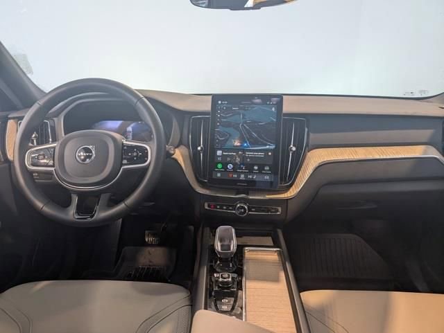 Used 2026 Volvo XC60 B5 Plus w/ Climate Package image 14