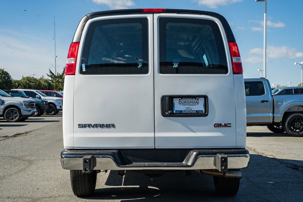 Used 2024 GMC Savana 2500 w/ Driver Convenience Package RWD image 7