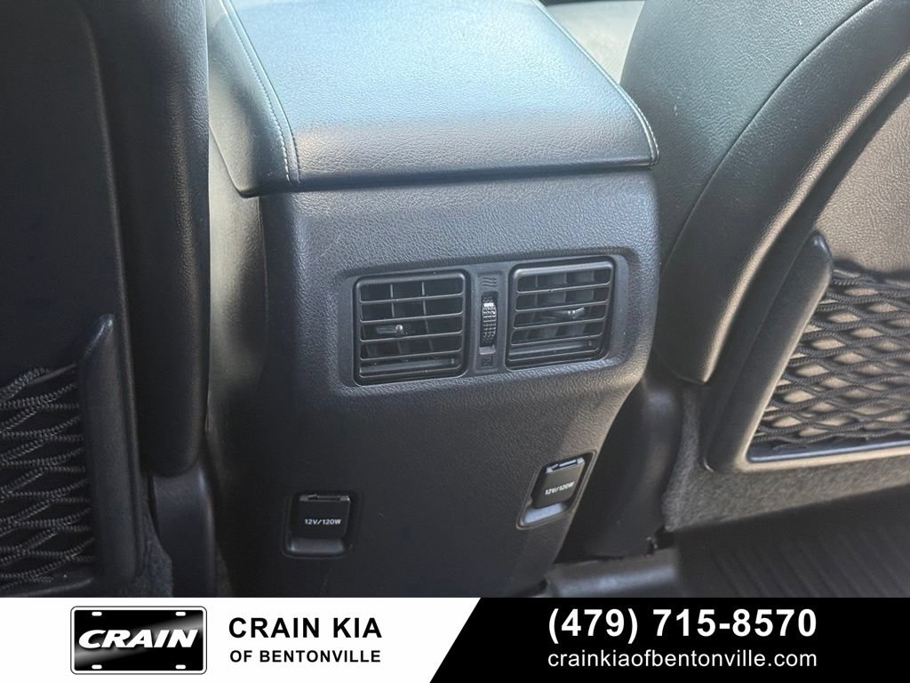 Used 2015 Toyota 4Runner Limited AWD/4WD image 28