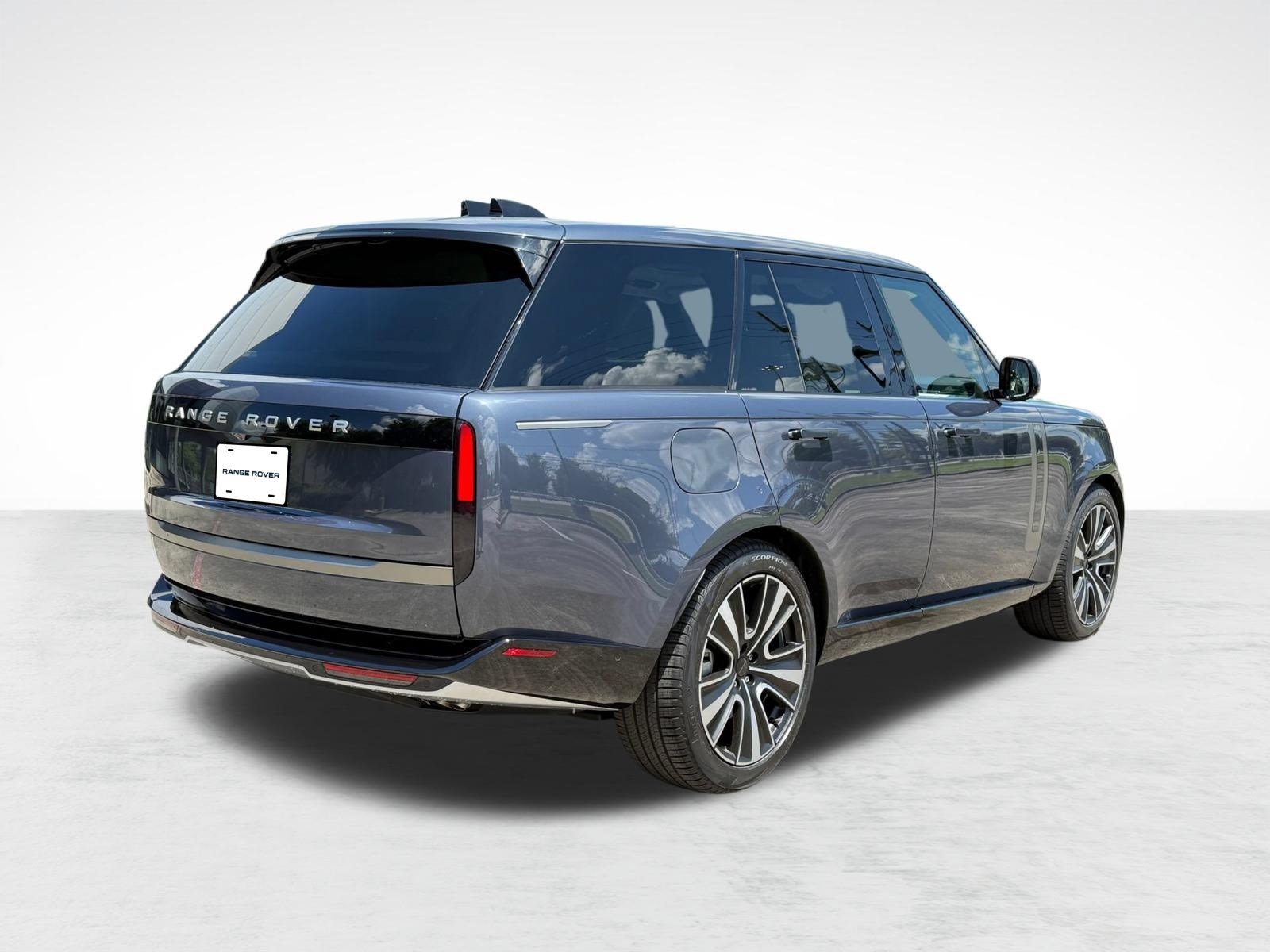 New 2026 Land Rover Range Rover SE AWD/4WD image 9