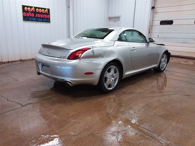 Used 2004 Lexus SC 430 Convertible image 3