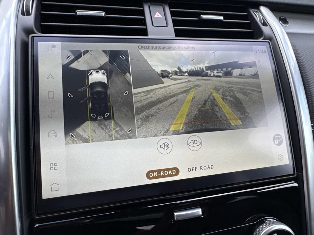 New 2026 Land Rover Discovery Dynamic SE AWD/4WD image 27