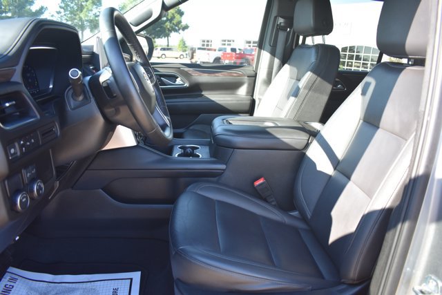 Used 2024 Chevrolet Tahoe LT RWD image 13