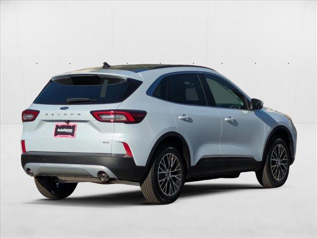 New 2025 Ford Escape SE image 2
