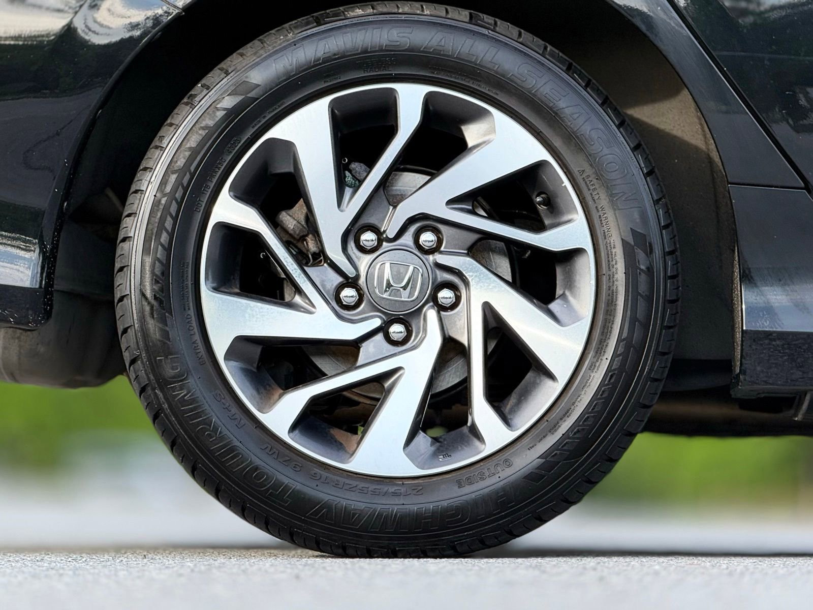 Used 2018 Honda Civic EX image 19