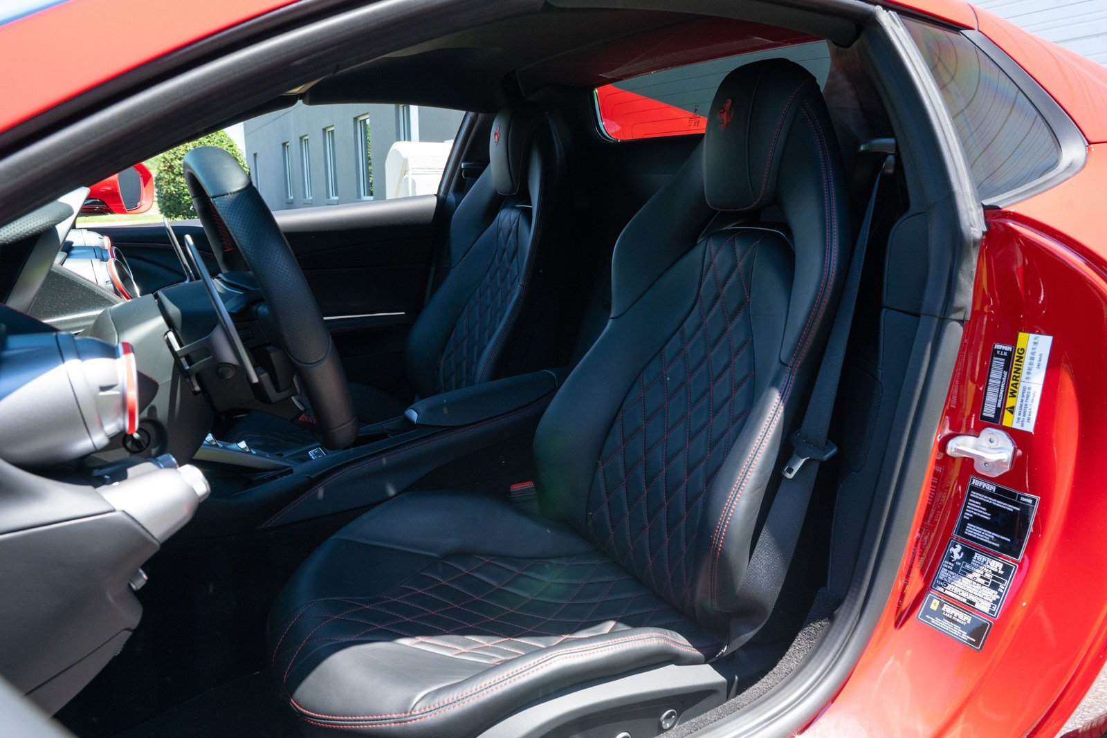 Used 2022 Ferrari 812 GTS RWD image 33