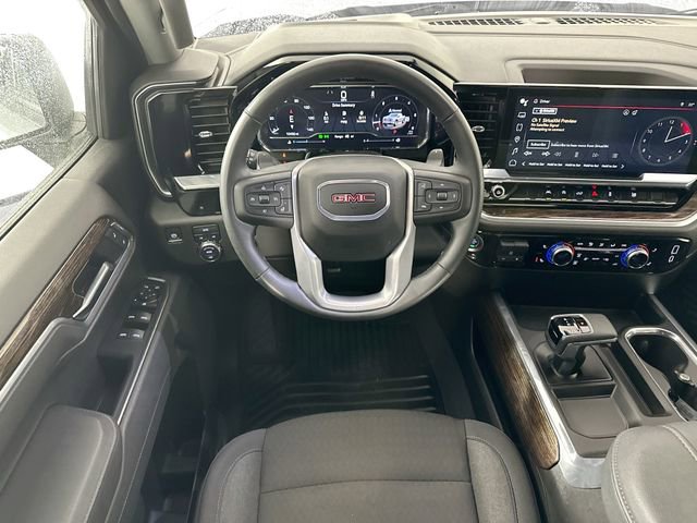 Used 2025 GMC Sierra 1500 Elevation image 4