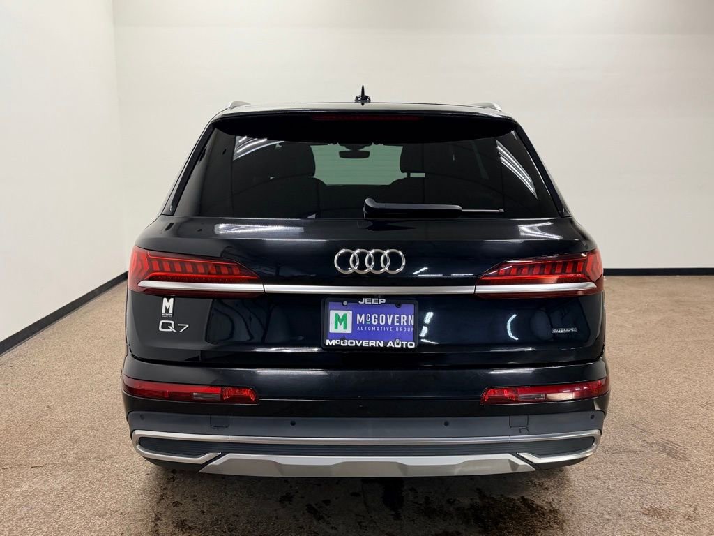Used 2023 Audi Q7 3.0T Premium w/ Convenience Package image 4