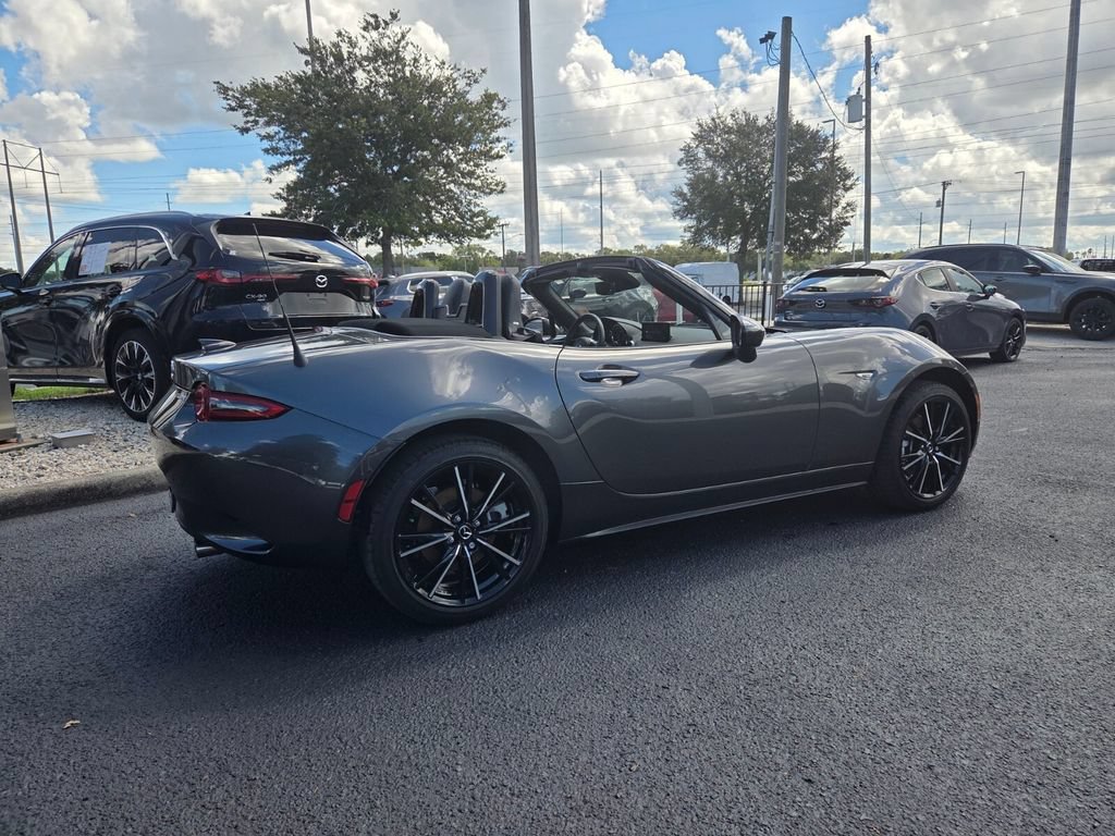 Certified 2025 MAZDA MX-5 Miata Grand Touring RWD image 15
