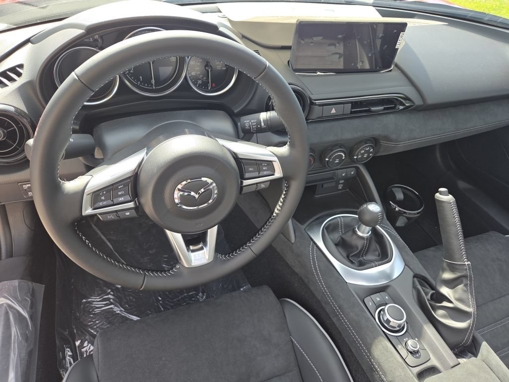 New 2026 MAZDA MX-5 Miata RF Club RWD image 18