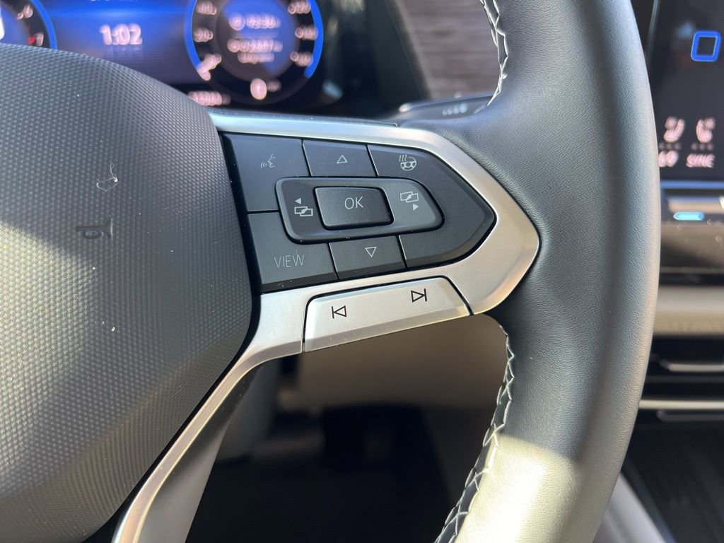 Used 2025 Volkswagen Atlas SEL image 17