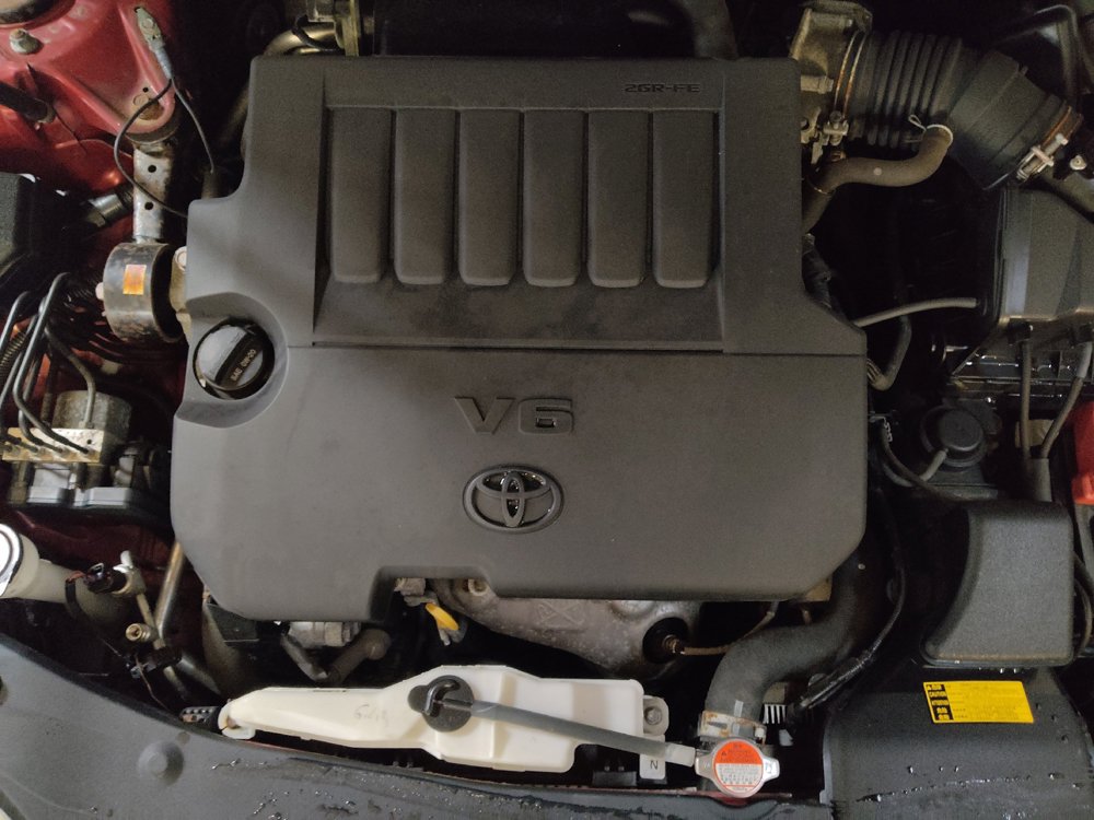 Used 2016 Toyota Camry XSE FWD image 30