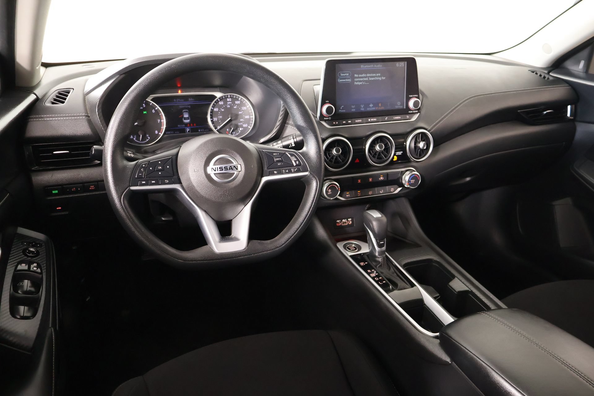 Used 2023 Nissan Sentra SV FWD image 2