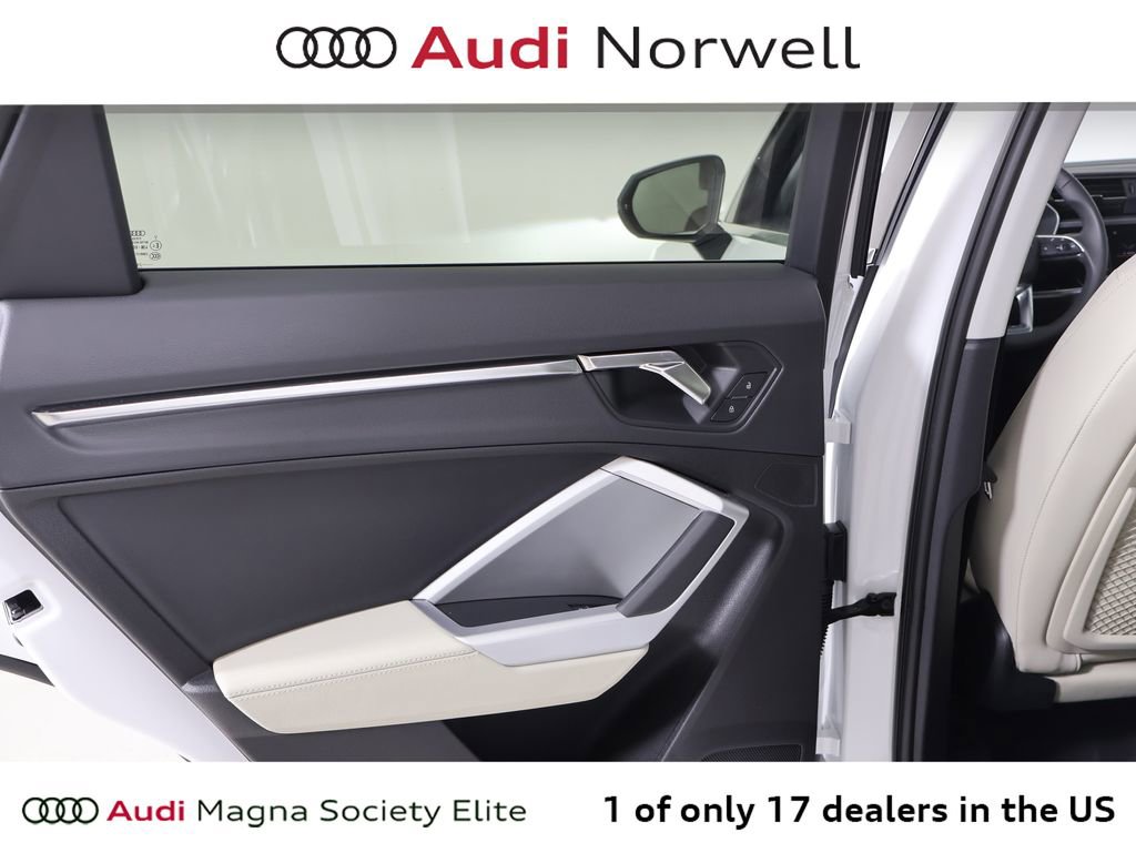 Used 2025 Audi Q3 2.0T Premium w/ Convenience Package image 23