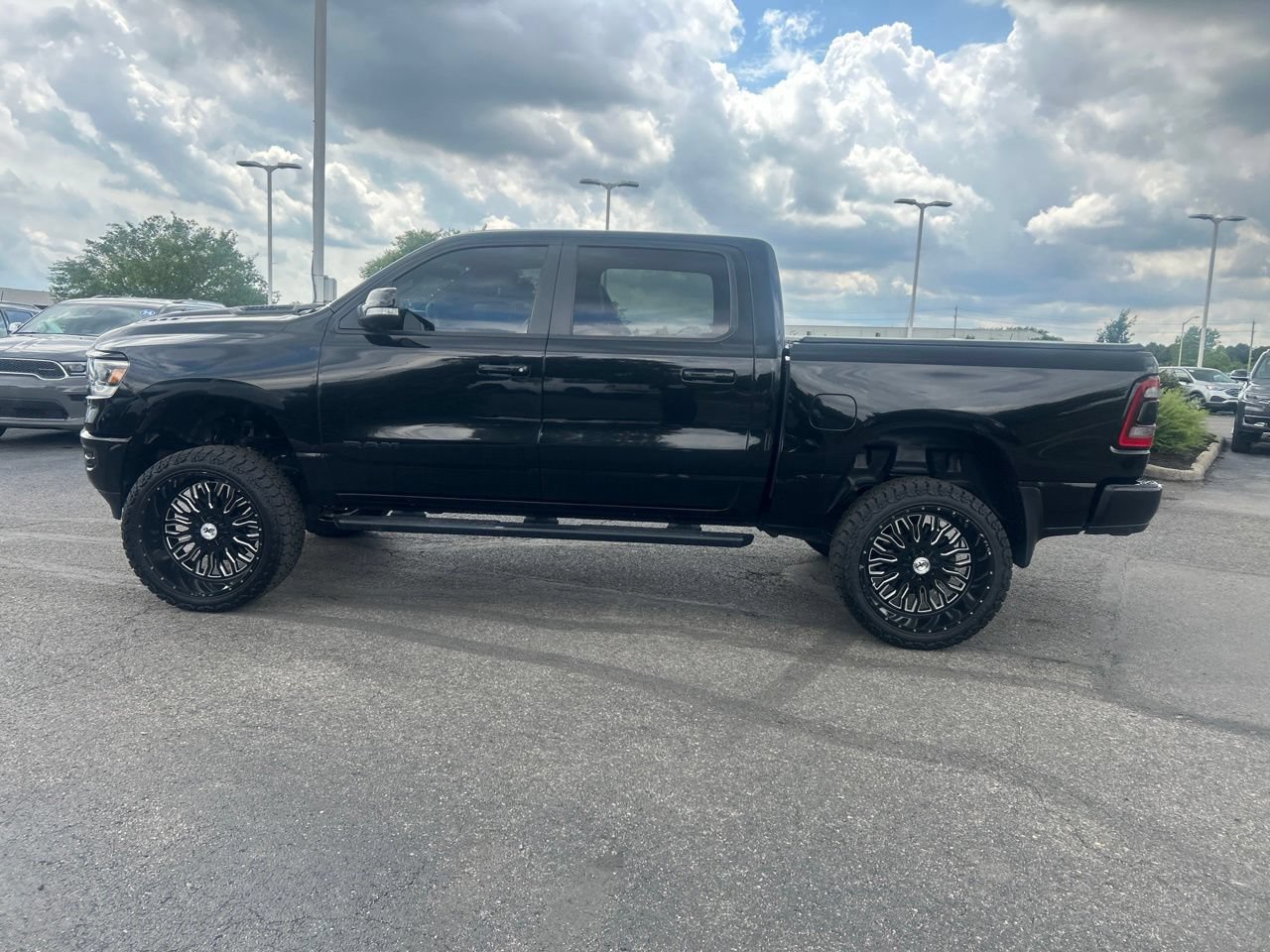 Used 2019 RAM 1500 Sport w/ Advanced Safety Group AWD/4WD image 6