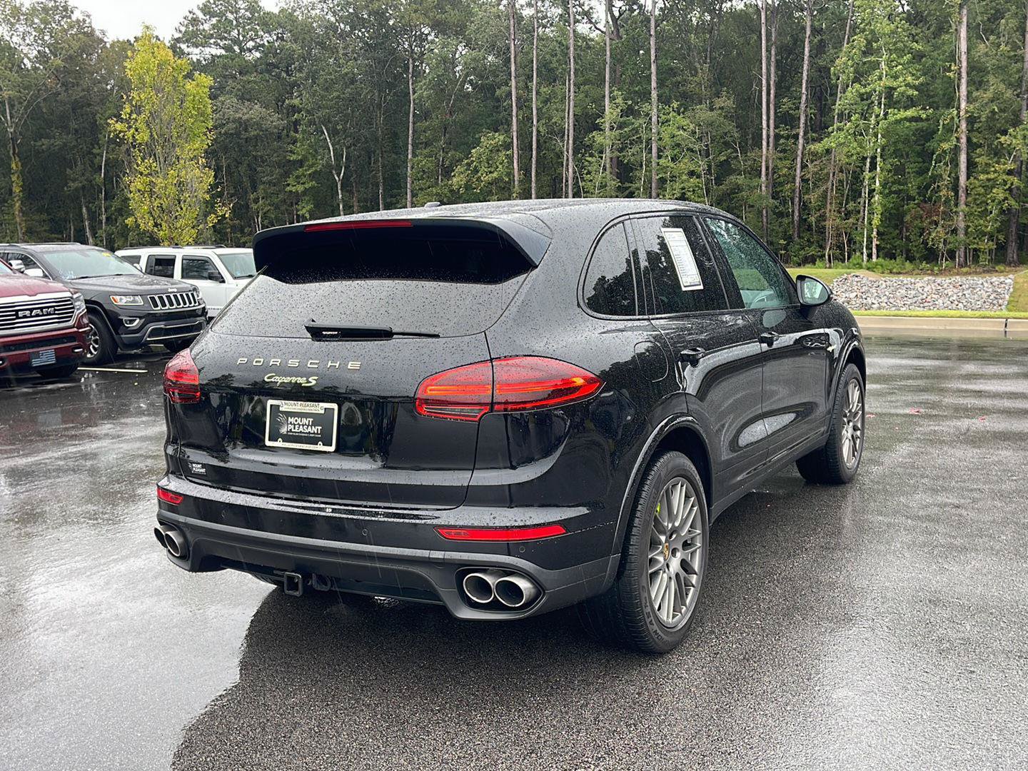 Used 2018 Porsche Cayenne S Platinum AWD/4WD image 9
