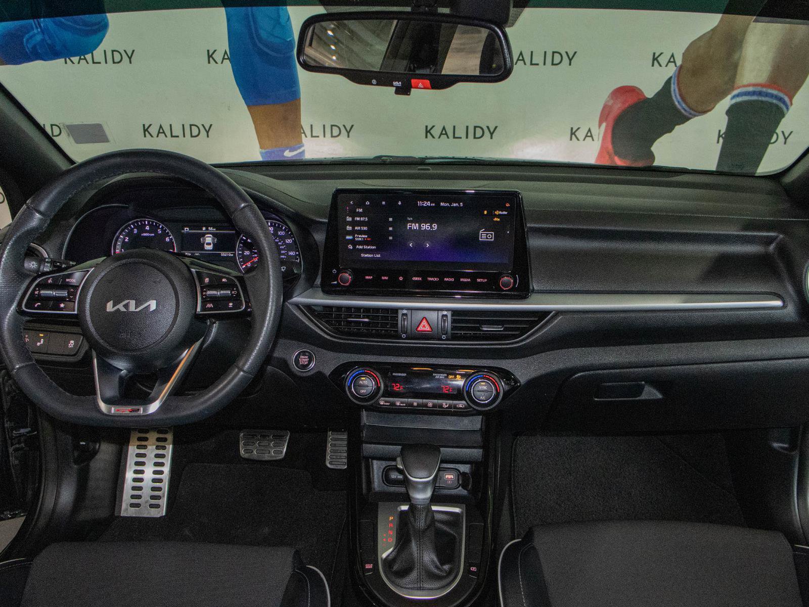 Used 2024 Kia Forte GT-Line image 3