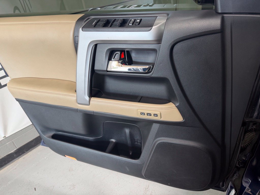 Used 2019 Toyota 4Runner Limited RWD image 15