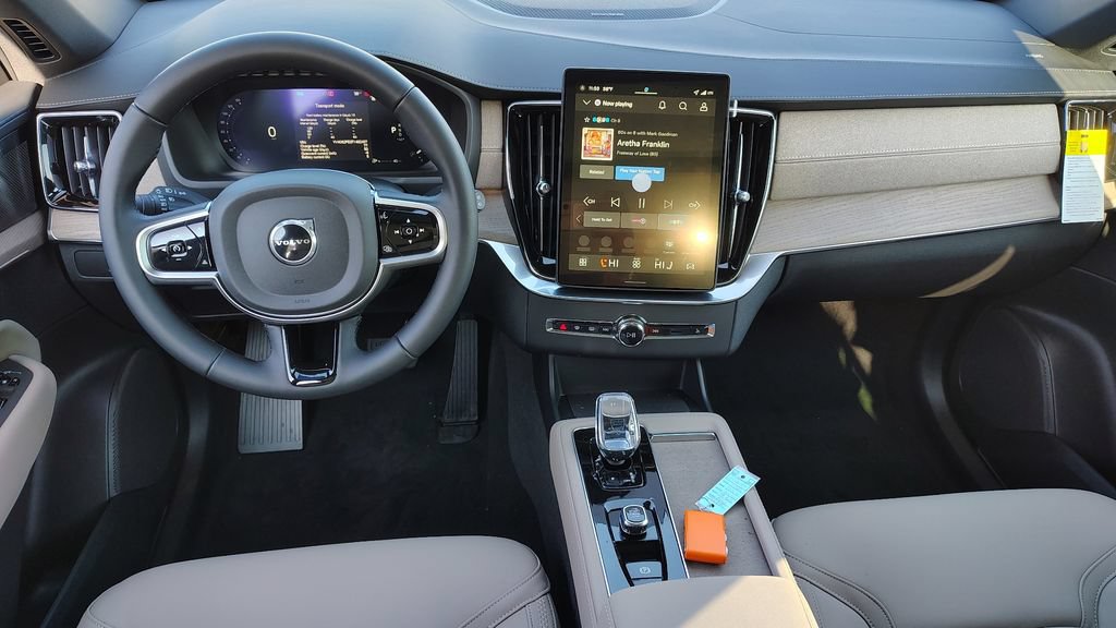 New 2026 Volvo XC90 B6 Plus AWD/4WD image 12