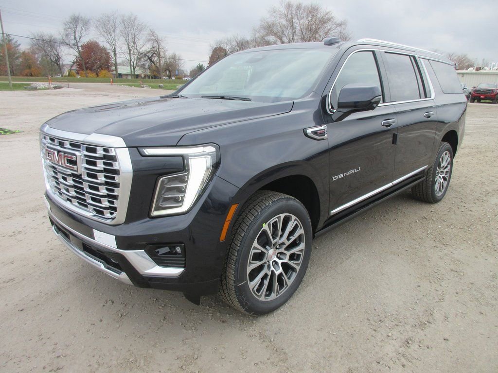 New 2026 GMC Yukon XL Denali w/ Sun & Power Step Package AWD/4WD image 9