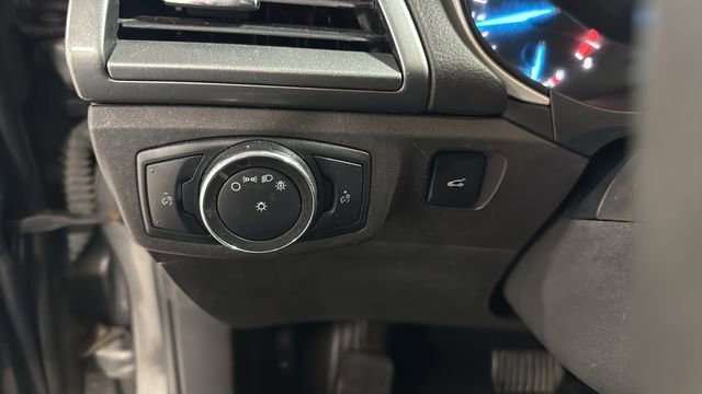 Used 2014 Ford Fusion SE image 19