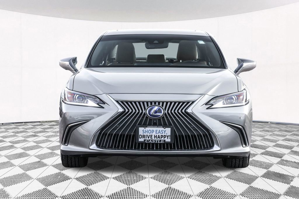 Used 2020 Lexus ES 300h 300h Luxury w/ Accessory Package 2 image 9