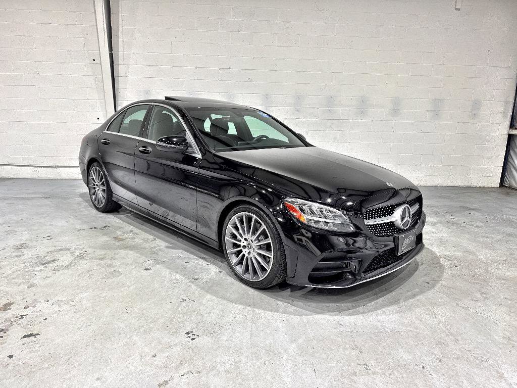 Used 2021 Mercedes-Benz C 300 Sedan image 4