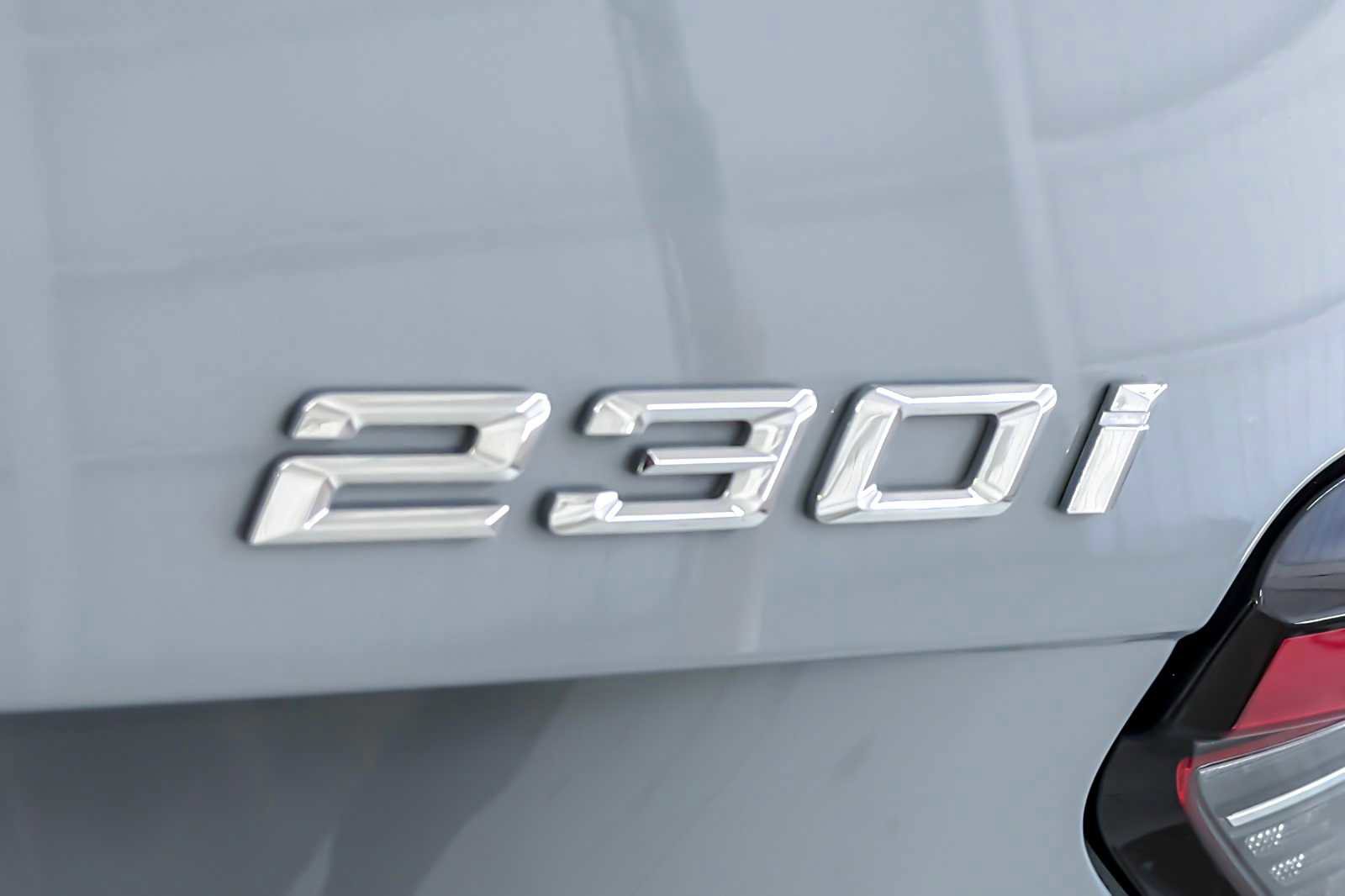 Used 2023 BMW 230i Coupe w/ M Sport Package image 27