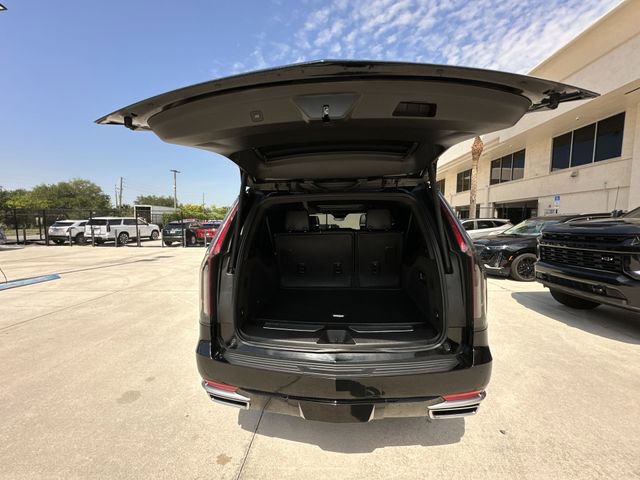 Used 2023 Cadillac Escalade ESV Premium Luxury RWD image 33
