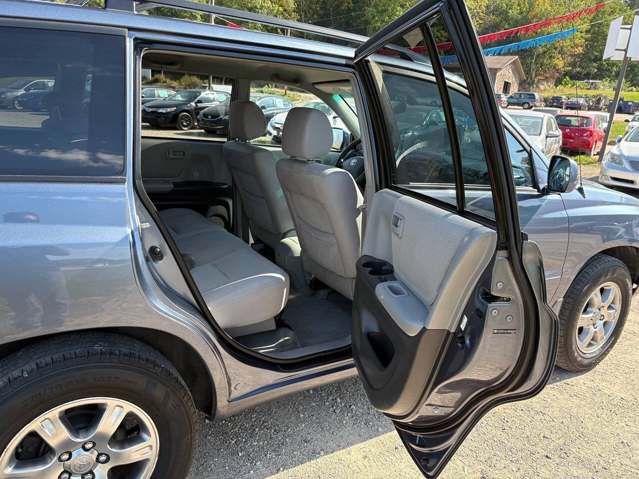 Used 2004 Toyota Highlander 2WD V6 image 18