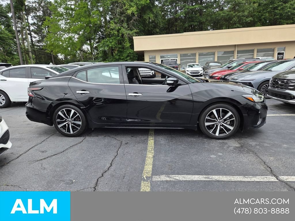 Used 2023 Nissan Maxima SL FWD image 11