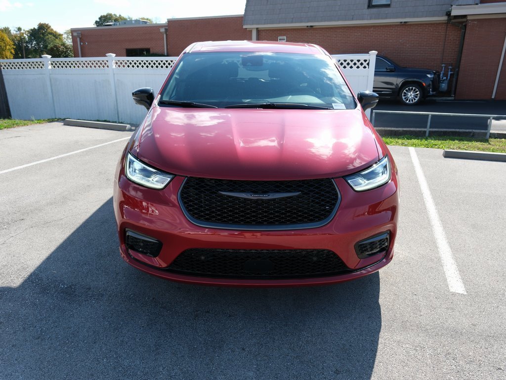 New 2026 Chrysler Pacifica Select image 13
