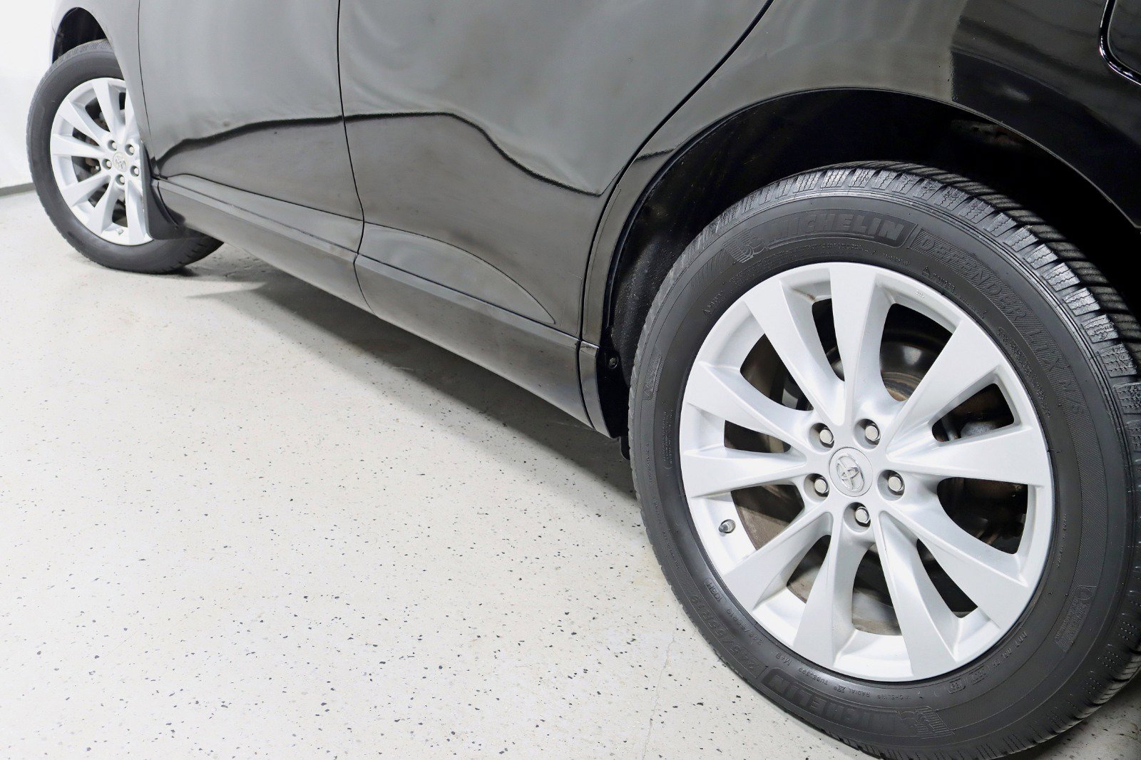 Used 2013 Toyota Venza XLE image 12