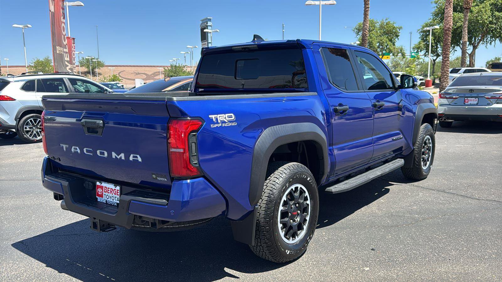 Used 2024 Toyota Tacoma TRD Off-Road w/ TRD Off Road Premium Package AWD/4WD image 9