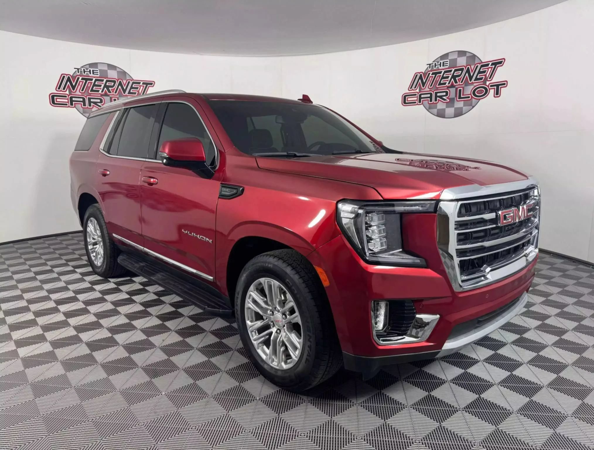 Used 2023 GMC Yukon SLT w/ SLT Luxury Package AWD/4WD image 9
