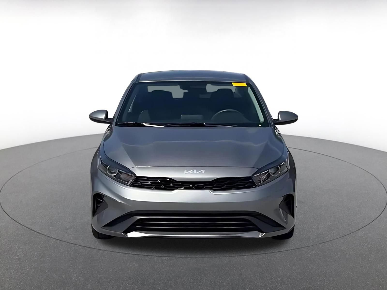 Used 2024 Kia Forte LXS image 4