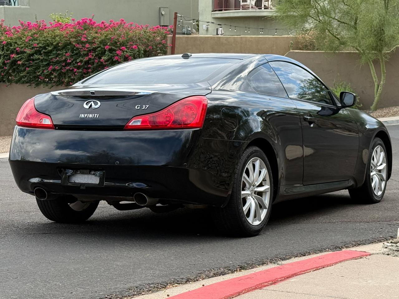 Used 2012 INFINITI G37 x w/ Premium Pkg AWD/4WD image 6