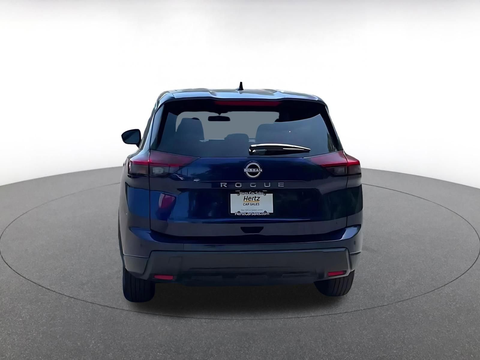 Used 2025 Nissan Rogue SV FWD image 12
