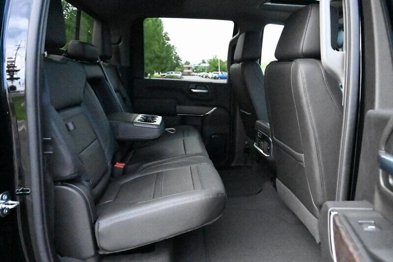 Used 2022 GMC Sierra 3500 Denali w/ Denali Ultimate Package AWD/4WD image 40