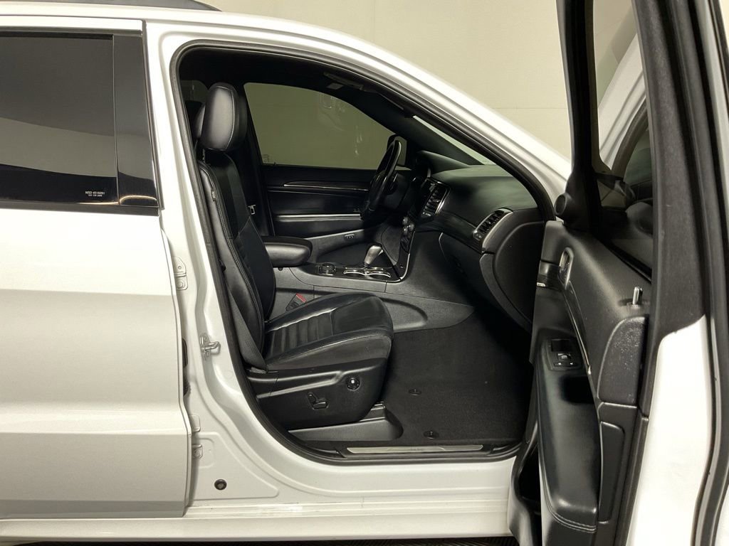 Used 2021 Jeep Grand Cherokee Limited X image 39