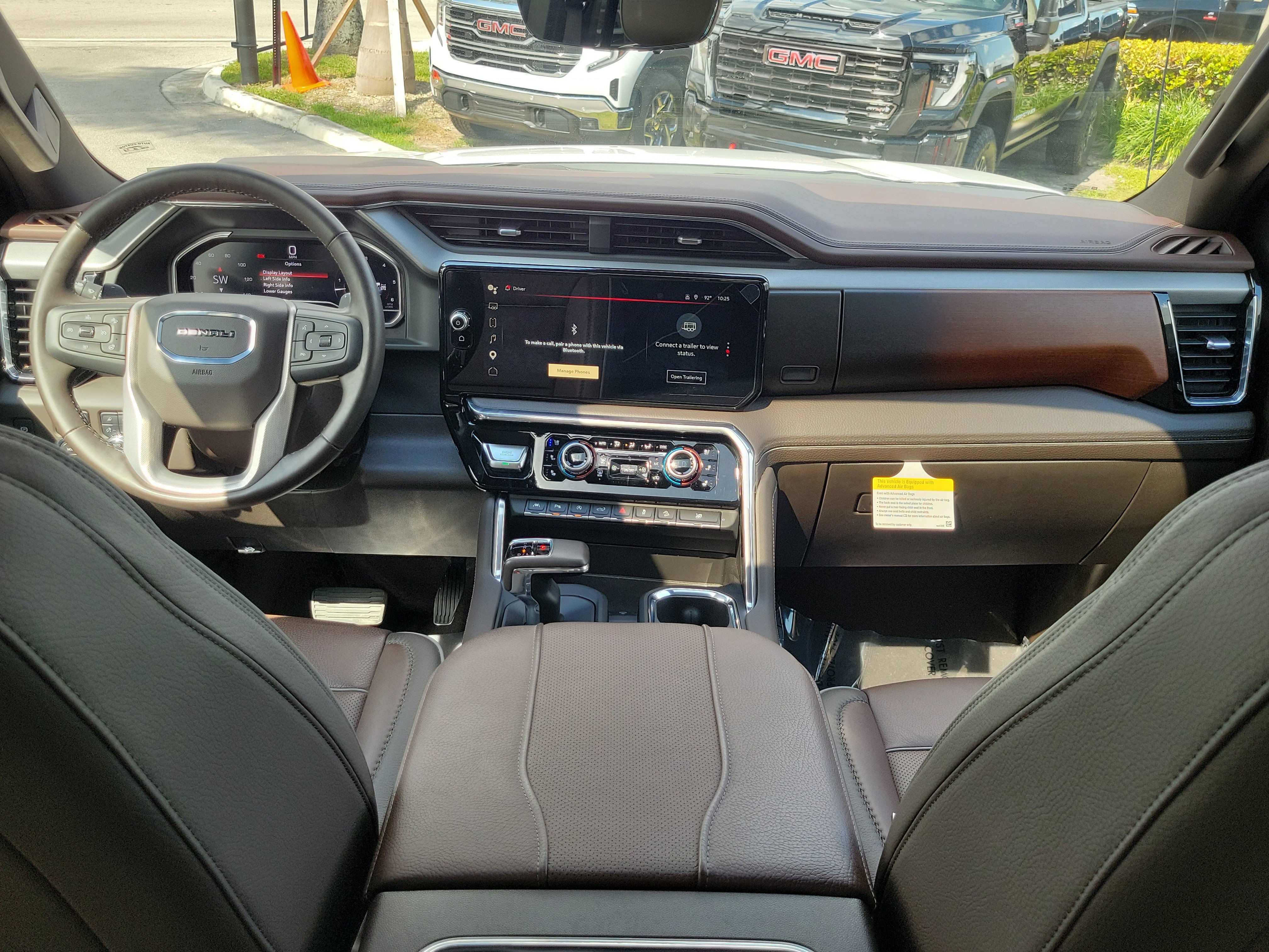 Used 2024 GMC Sierra 1500 Denali w/ Denali Reserve Package AWD/4WD image 18