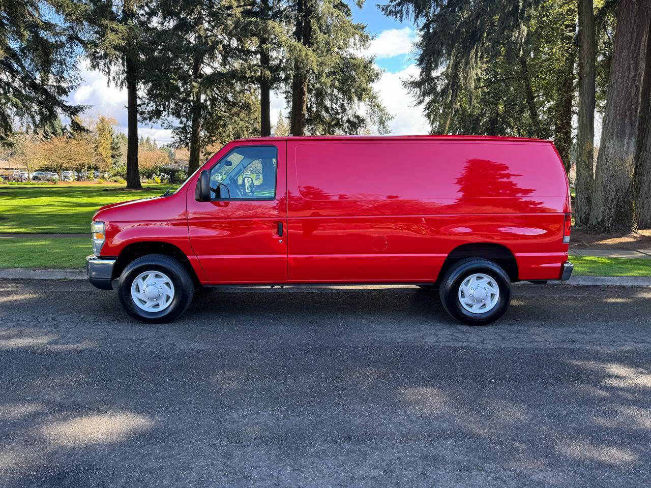 Used 2008 Ford E-350 and Econoline 350 Super Duty image 6