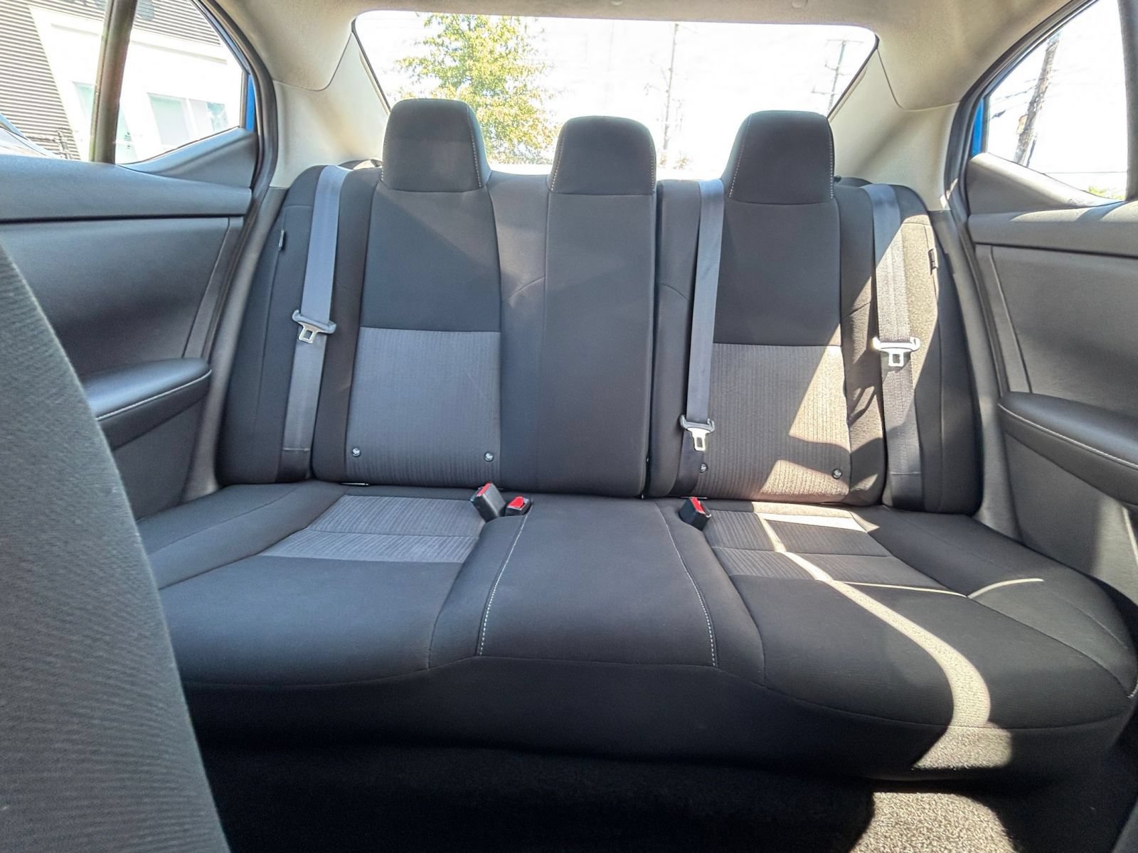 Used 2025 Nissan Sentra SV FWD image 36